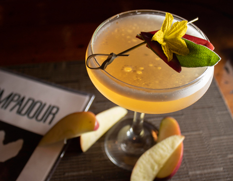 Apple cocktail Apple cocktail