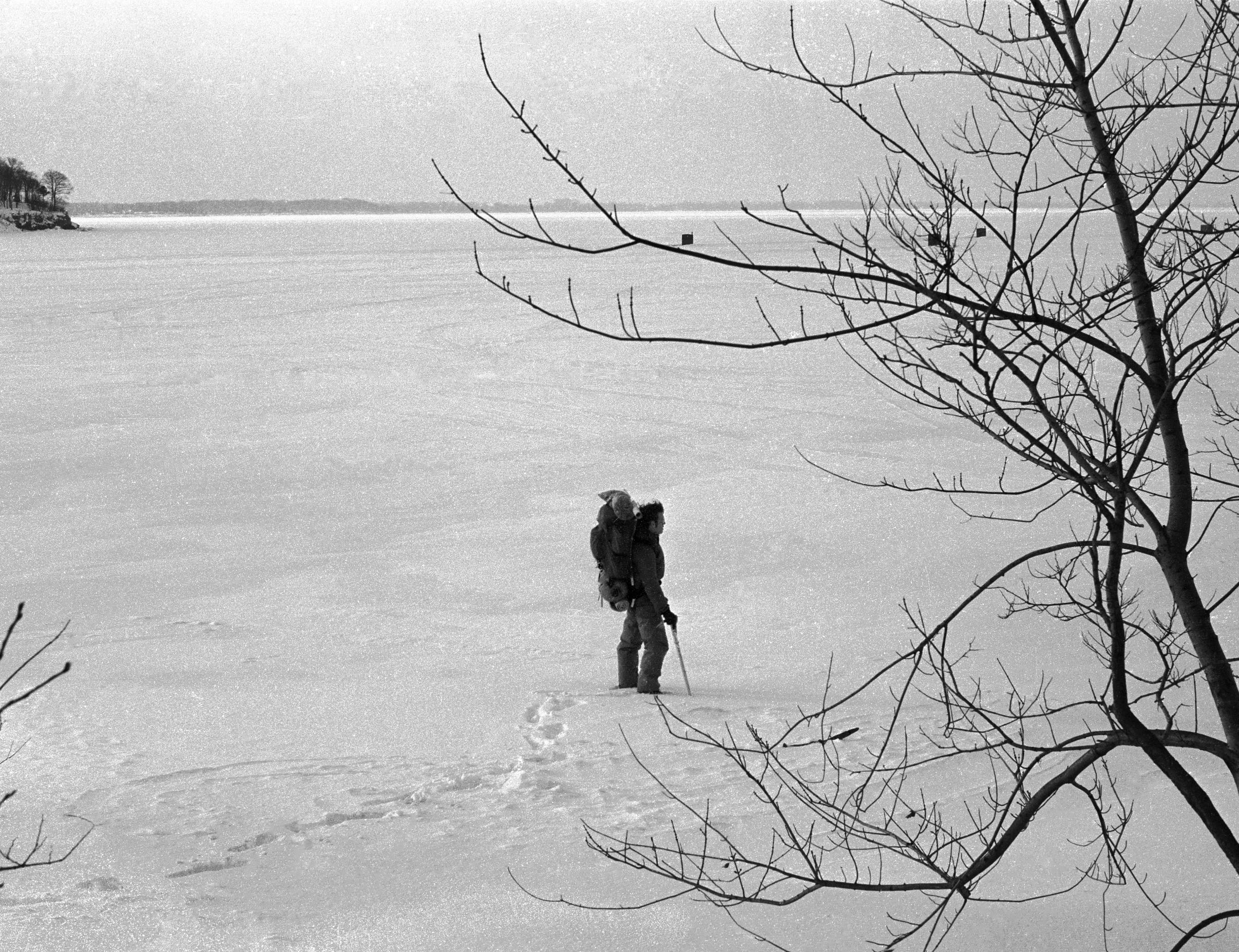 December 1978, Walking Across Lake Erie