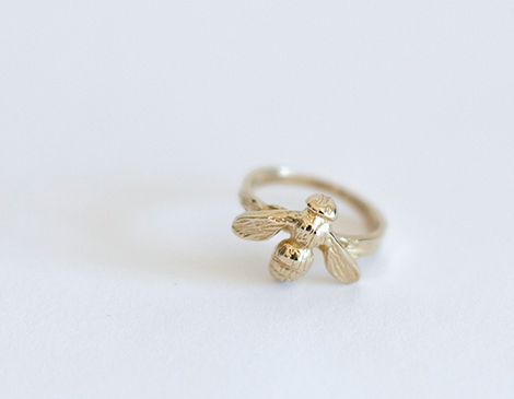 Honeybee ring